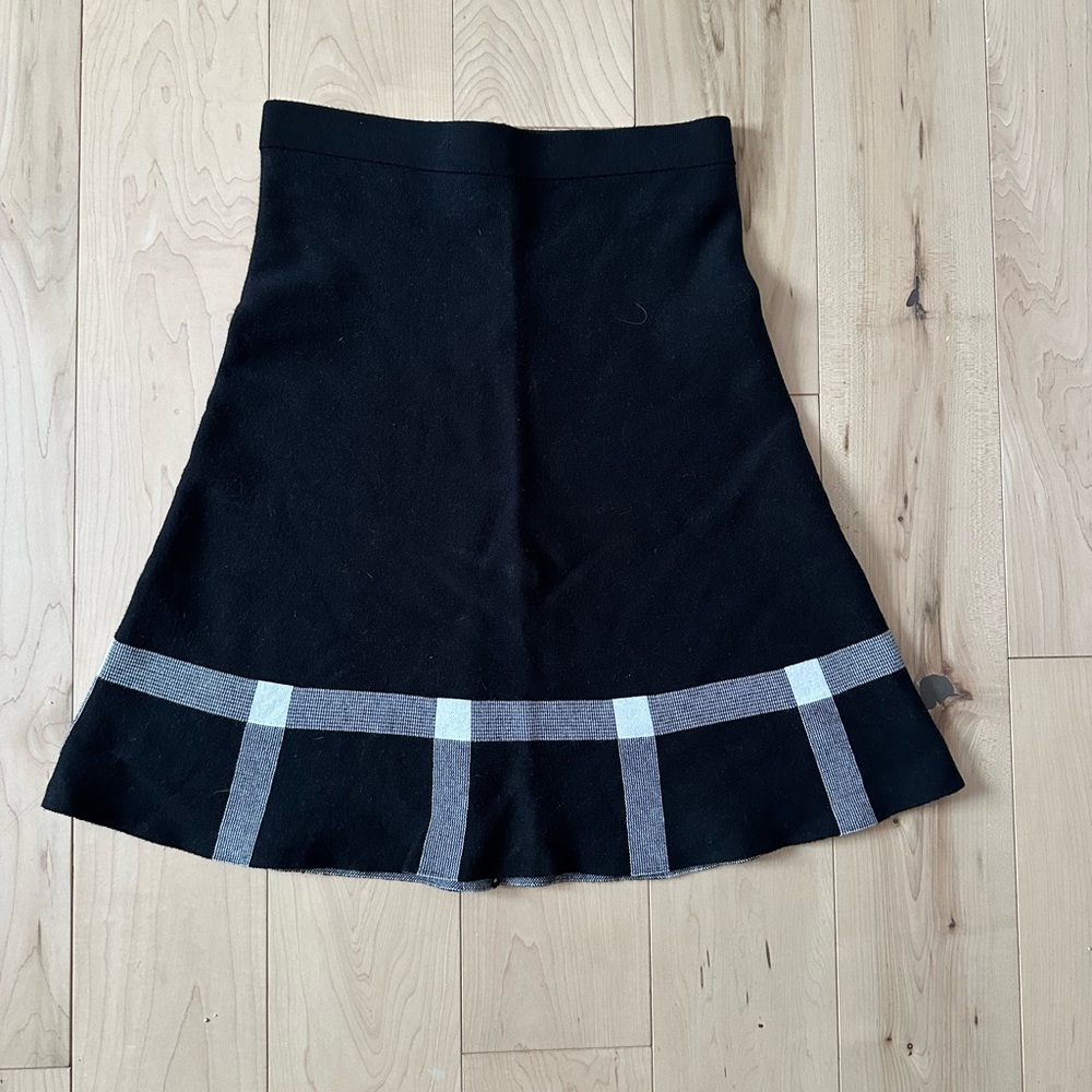 Saks fifth avenue A line skirt